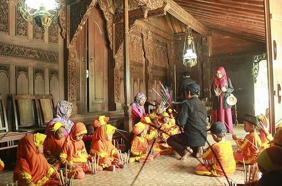 Anyaman Bambu Desa Jepang Kudus Anyaman Bambu Desa Jepang Kudus