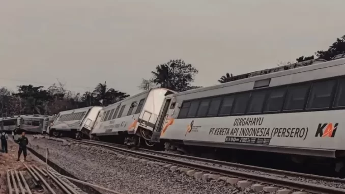 KA Argo Semeru Kecelakaan