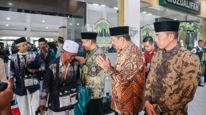 Jalon Jamaah Haji Kloter Pertama Embarkasi Solo