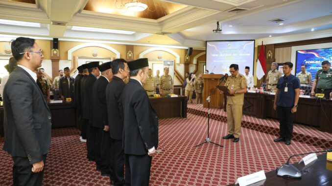 Kukuhkan Pengurus FKUB, Pj Gubernur Jateng: Iklim Kondusif dan Damai Harus Terus Dijaga