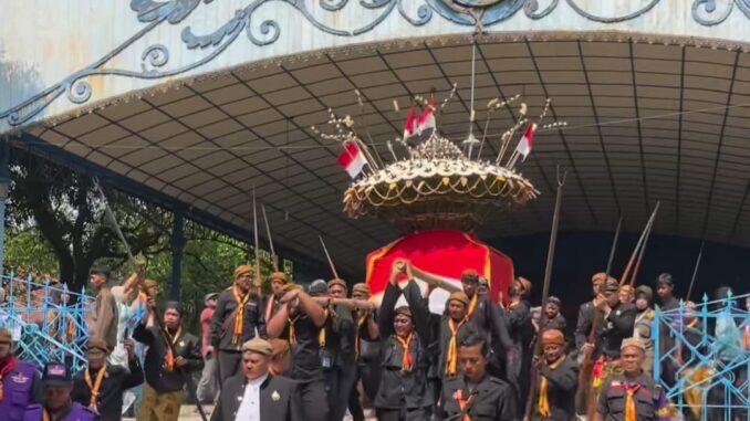 Grebeg Besar Keraton Kasunanan Solo