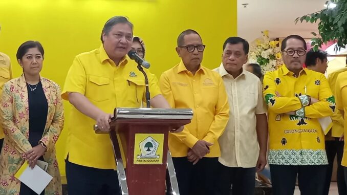 Airlangga Hartarto Komentari Viralnya Video Ahmad Luthfi dan Gus Yasin di Pilkada Jateng 2024
