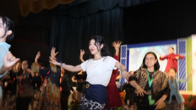 Association for Asian Studies Atraksi Budaya: Penutupan Konferensi Internasional Association for Asian Studies di UGM