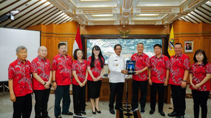 Nana Sudjana Rangkul PSMTI Atasi Kemiskinan di Jateng Nana Sudjana Rangkul PSMTI Atasi Kemiskinan di Jateng