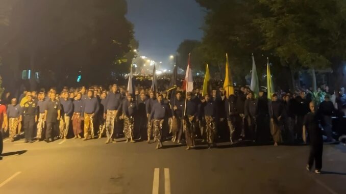 Tradisi Mubeng Beteng Jogja: Memperkuat Warisan Budaya Tak Benda DIY Tradisi Mubeng Beteng Jogja: Memperkuat Warisan Budaya Tak Benda DIY