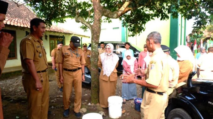 Lomba Pengelolaan Sampah Batang Lomba Pengelolaan Sampah Batang