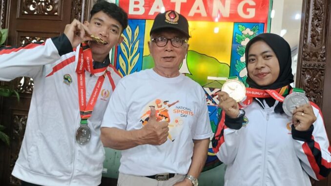 Atlet Panjat Tebing Indonesia Veddriq Leonardo dan Kiromal Katibin