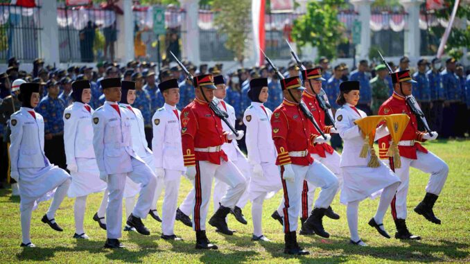 Paskibraka Kota Yogyakarta yang bertugas pada Upacara Pengibaran Bendera 17 Agustus 2024 di Balai Kota.