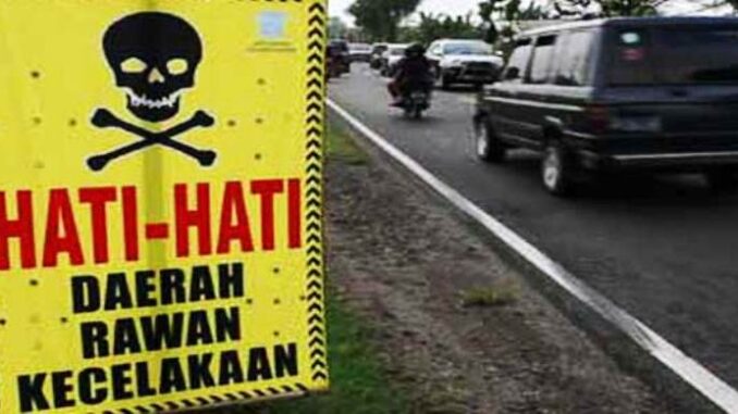 Ilustrasi peringatan lalu lintas rawan kecelakaan.