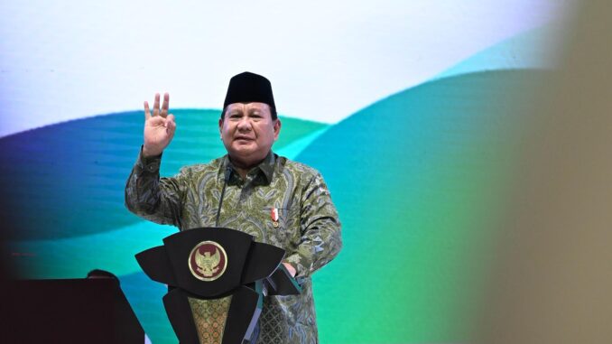 Presiden Prabowo Subianto saat hadir pada acara Puncak Resepsi Harlah Ke-102 NU, Rabu (5/2/2025) malam di Istora Senayan Jakarta. (Dok. Setneg)