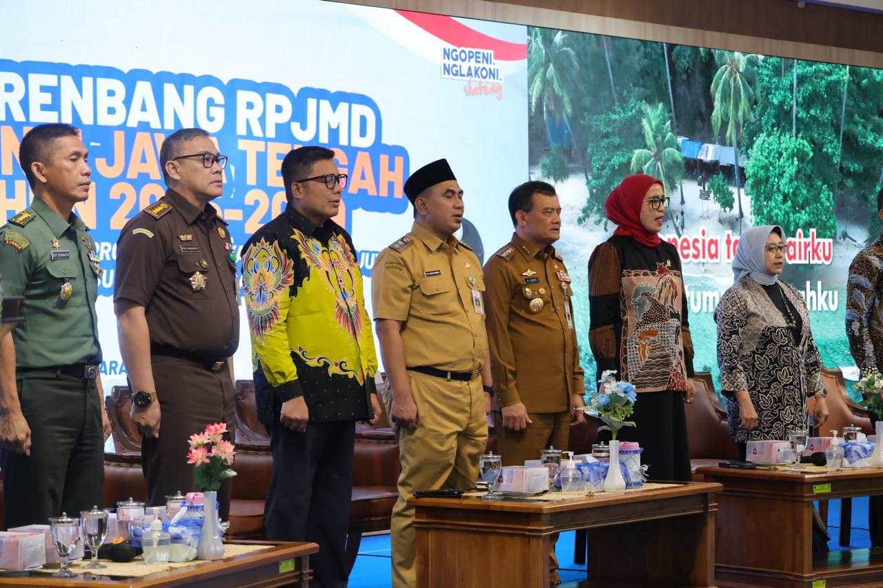 Forum Musrenbang di Gedung Gradhika Bhakti Praja Kota Semarang, Senin (5/5/2025).