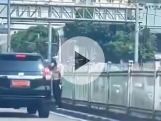 mobil dinas terobos jalur busway