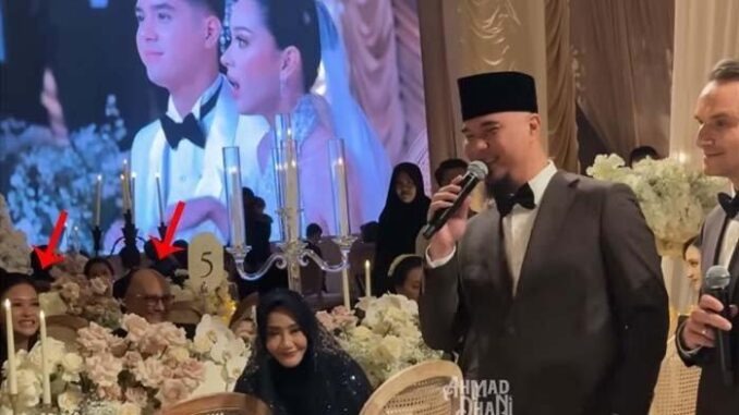 Tangkapan layar momen Ahmad Dhani yang menyebut nama Maia Estianty di pidato saat pernikahan Al Ghazali mengejutkan publik, Senin (16/6/2025). Tangkapan layar momen Ahmad Dhani yang menyebut nama Maia Estianty di pidato saat pernikahan Al Ghazali mengejutkan publik, Senin (16/6/2025).