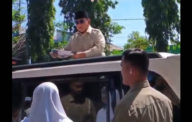 Viral! Aksi Kia, menyerahkan hasil karya lukisannya langsung diterima oleh Presiden Prabowo Subianto saat presiden melewati jalan di depan Hotel Alila Solo, Senin, (21/07) (Tangkapan Layar Tiktok Mr.han941) Viral! Aksi Kia, menyerahkan hasil karya lukisannya langsung diterima oleh Presiden Prabowo Subianto saat presiden melewati jalan di depan Hotel Alila Solo, Senin, (21/07) (Tangkapan Layar Tiktok Mr.han941)