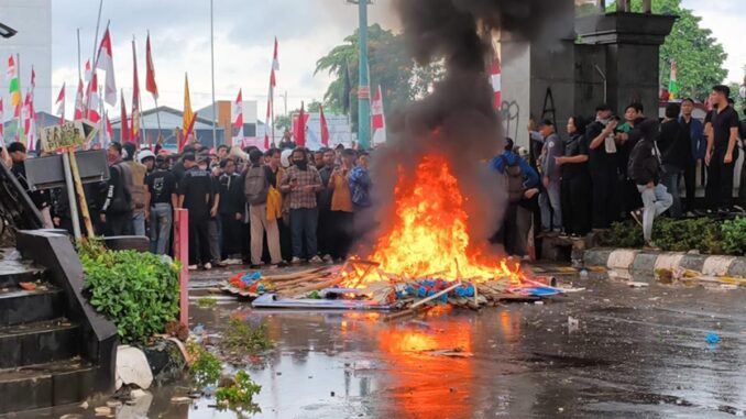 20250830-Demo-Ricuh-di-Banyumas