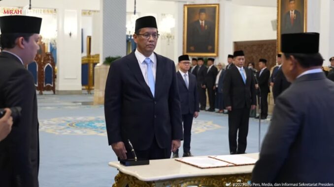 Purbaya Yudhi Sadewa adalah Ketua Dewa Komisioner Lembaga Penjamin Simpanan yang menggantikan Sri Mulyani.