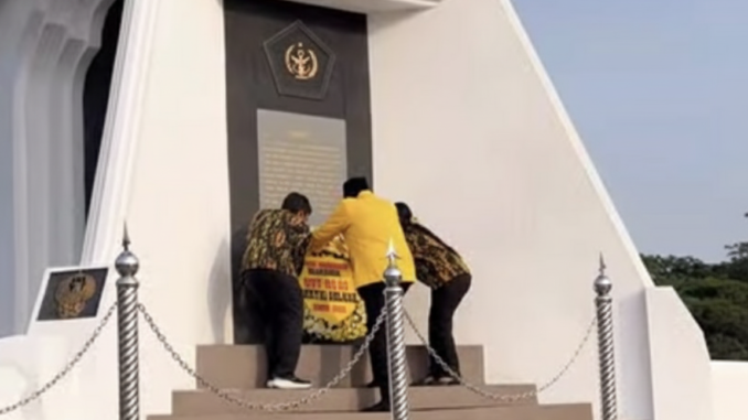 HUT ke-61 Golkar, DPD Jateng Ziarah ke TMP Giri Tunggal dan Bagikan 10 Ribu Paket Sembako