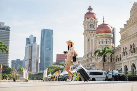 Turis Asing Lebih Memilih Malaysia, Indonesia Tak Kalah Indah tapi...