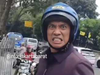 VIRAL Video Oknum TNI AL Pukul Pengemudi Ojol – “Dia Mepet-Mepet Mau Nabrak, Terus Ngamuk” (Ilustrasi, Tangkapan Layar)