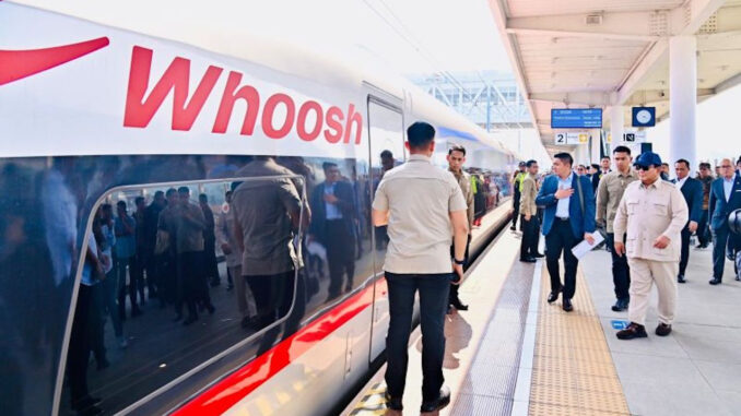 AHY Sebut Prabowo Pastikan Negara Hadir soal Whoosh, Utang Ikut Ditanggung APBN? AHY Sebut Prabowo Pastikan Negara Hadir soal Whoosh, Utang Ikut Ditanggung APBN?