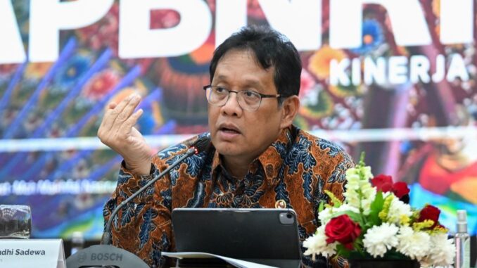 Menkeu: Banyak WNI ke Luar Negeri karena Kurang Lapangan Kerja Menkeu: Banyak WNI ke Luar Negeri karena Kurang Lapangan Kerja
