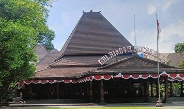 Pemkot Solo Terapkan Jam Pelayanan Publik Lebih Pagi Mulai 07.30 WIB