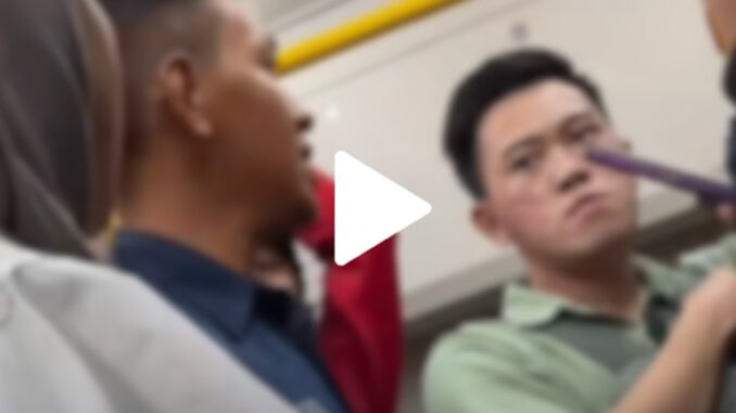 Penumpang Wanita Jadi Korban Pelecehan Seksual di Transjakarta Rute 1A Penumpang Wanita Jadi Korban Pelecehan Seksual di Transjakarta Rute 1A