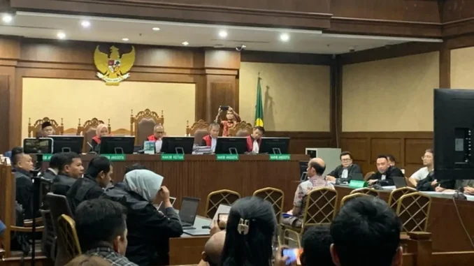 Arcandra Tahar: Indonesia Masih Perlu Impor Minyak Mentah dan BBM Arcandra Tahar: Indonesia Masih Perlu Impor Minyak Mentah dan BBM