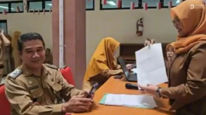 BKAD Gunungkidul meluncurkan Pekan Panutan Pajak ASN, pembayaran PBB P2 kini bisa digital, lebih aman, transparan, dan tanpa ribet uang tunai.