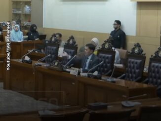 Ketua Komisi III DPR Habiburokhman mengusir perwakilan PT Hasana Damai Putra dari RDPU di Senayan karena dinilai tak melaksanakan keputusan akses musala warga Vasana dan Neo Vasana Bekasi.