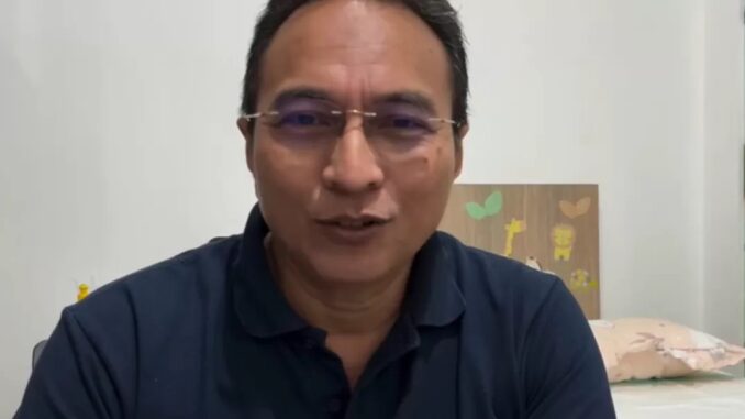 dr Piprim diberhentikan sebagai ASN setelah dinilai melanggar disiplin karena tidak masuk kerja 28 hari di RSUP Fatmawati dan menolak mutasi.