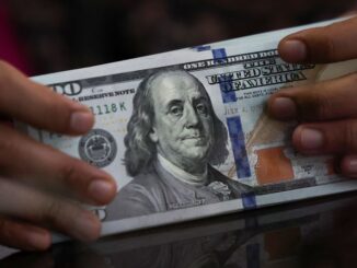 Bea Cukai AS menyiapkan sistem 45 hari untuk pengembalian tarif Trump ilegal senilai US$166 miliar bagi 330.000 importir tanpa gugatan mahal.