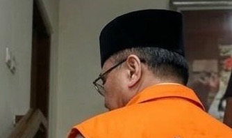 Polemik tahanan rumah Yaqut berujung laporan MAKI ke Dewas KPK. Pimpinan sampai jubir KPK dipersoalkan, KPK klaim semua sesuai prosedur.