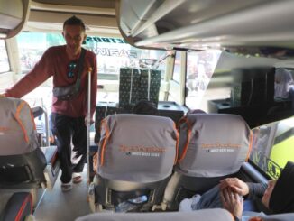 Difabel dan lansia Jateng hemat hingga jutaan rupiah lewat Balik Rantau Gratis 2026. Fasilitas bus nyaman dan layanan khusus bikin perjalanan balik aman.