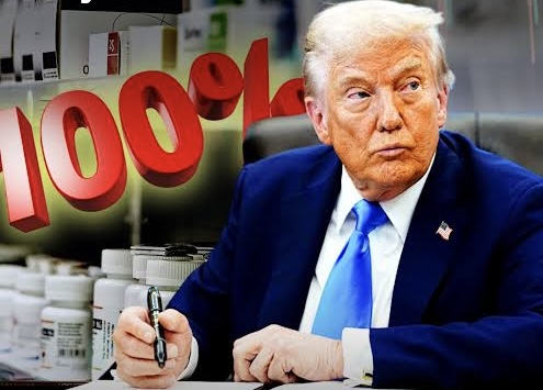 Donald Trump kenakan tarif 100% obat paten impor kecuali perusahaan yang pindah produksi ke AS, strategi kuatkan farmasi domestik dan turunkan harga obat.