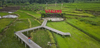 Tenang di lereng gunung, cocok pensiun dan wellness.