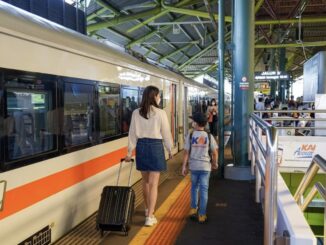 PT KAI menghadirkan tarif khusus go show dari Jogja April 2026. Cek daftar rute, harga tiket eksekutif dan ekonomi, plus cara beli dan tips biar tidak kehabisan.
