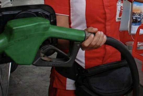 Harga BBM nonsubsidi Pertamina resmi naik April 2026. Pertamax Turbo, Dexlite, dan Pertamina Dex mengalami lonjakan signifikan.