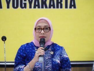Menteri PPPA Arifah Fauzi minta maaf atas pernyataan soal KRL usai kecelakaan di Bekasi dan tegaskan fokus pada penanganan serta pendampingan korban.