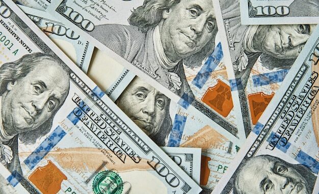 Utang global mencapai USD 353 triliun. Investor mulai kurangi obligasi AS dan beralih ke Jepang serta Eropa. Simak analisis terbaru IIF.