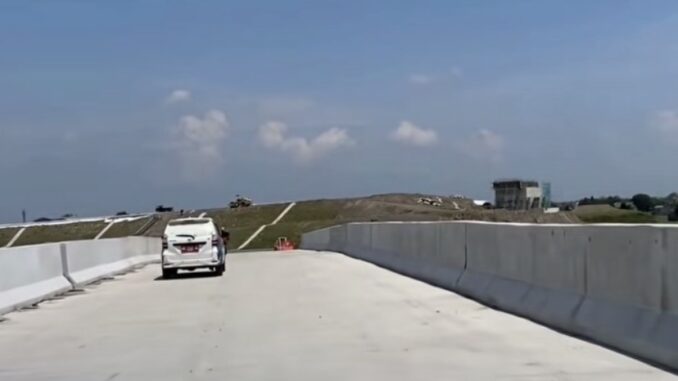 Progres Tol Jogja Solo ruas Trihanggo–Junction Sleman sudah 85 persen per Mei 2026 dan ditargetkan rampung Oktober 2026.