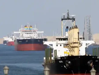 Mengapa Iran tak bisa mengenakan biaya di Selat Hormuz seperti Terusan Suez dan Panama? Ini penjelasan hukum laut internasional dan dampaknya bagi energi global.