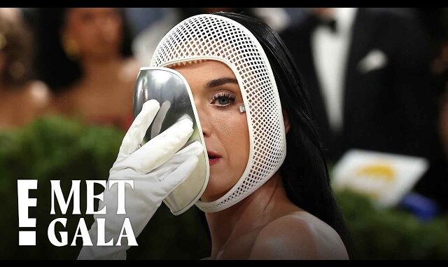 Katy Perry tampil astro chic di Met Gala 2026 dengan gaun Stella McCartney, masker futuristik, dan konsep Fashion Is Art bernuansa kritik era AI.