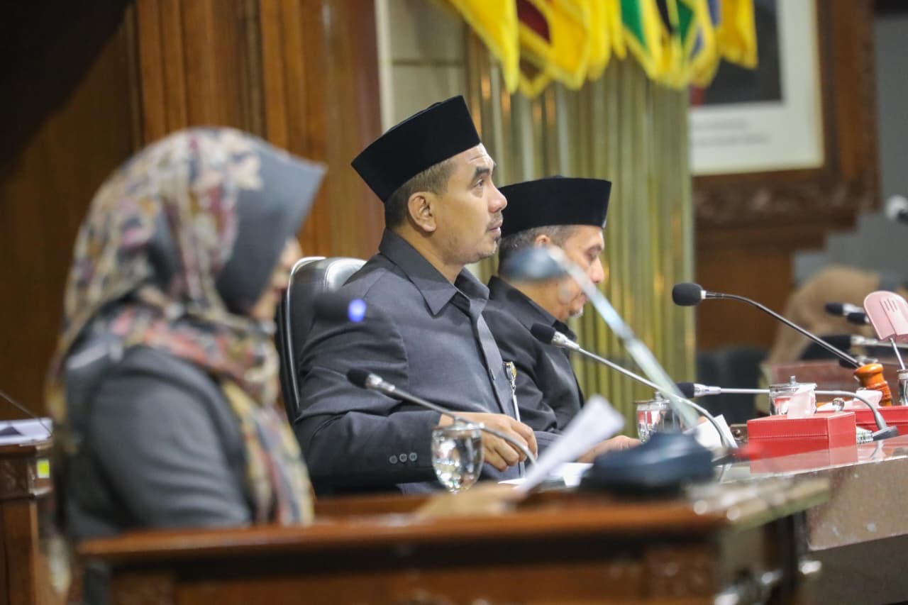 Nasib guru non ASN Jateng 2027 dipastikan tetap aman. Pemprov memilih menunggu kebijakan pusat terkait PPPK dan penataan tenaga honorer.