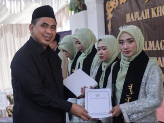 Wakil Gubernur Jateng Taj Yasin kunjungi tiga pesantren di Kendal, salurkan tali asih bagi santri hafiz Al-Qur’an sebagai bentuk apresiasi pemerintah.