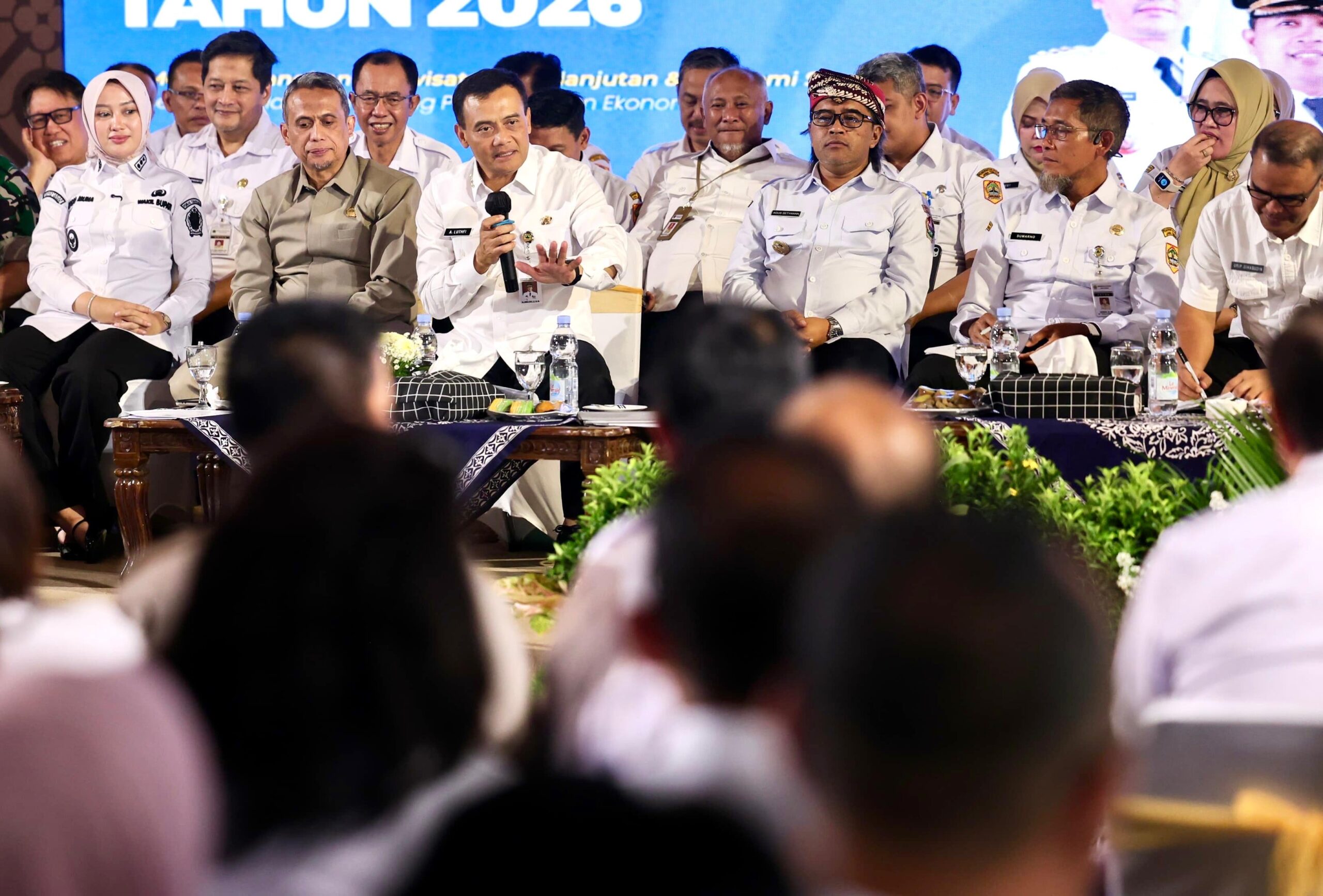 Pemprov Jateng akan membuka koridor baru Trans Jateng Gelangmanggung pada 2027, menghubungkan Magelang dan Temanggung dengan layanan terintegrasi.