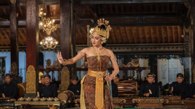 Ilustrasi, Dari keraton hingga Malioboro, dari gudeg hingga sate klatak — Yogyakarta menyimpan pesona budaya dan wisata yang otentik dan tak pernah lekang oleh waktu. Joss, Jogja!