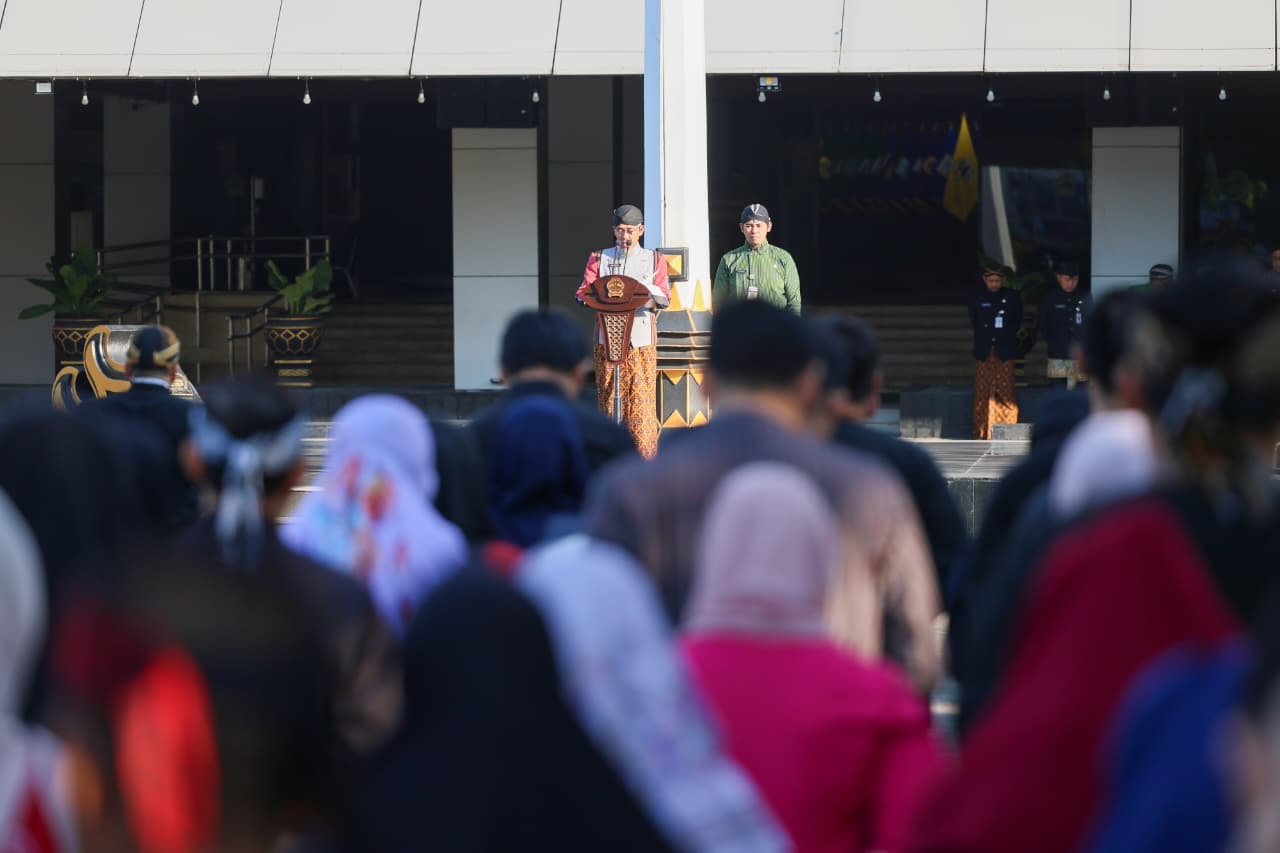 Peran orang tua awasi gadget anak ditekankan dalam Harganas ke-33 di Jateng untuk mencegah dampak negatif dan menjaga perkembangan sosial anak.