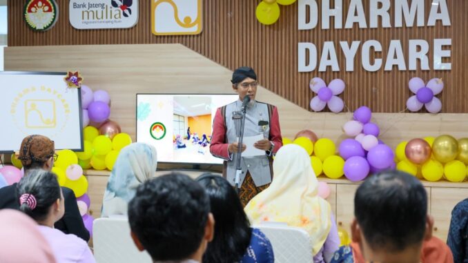 Daycare Dharma Jateng resmi diluncurkan di Semarang, hadir dengan fasilitas lengkap dan biaya terjangkau untuk mendukung tumbuh kembang anak.