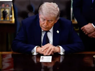 Donald Trump menyebut Iran sebagai bangsa kuat dan bangga di tengah konflik berkepanjangan. Negosiasi AS-Iran masih berlangsung tanpa kesepakatan jelas.